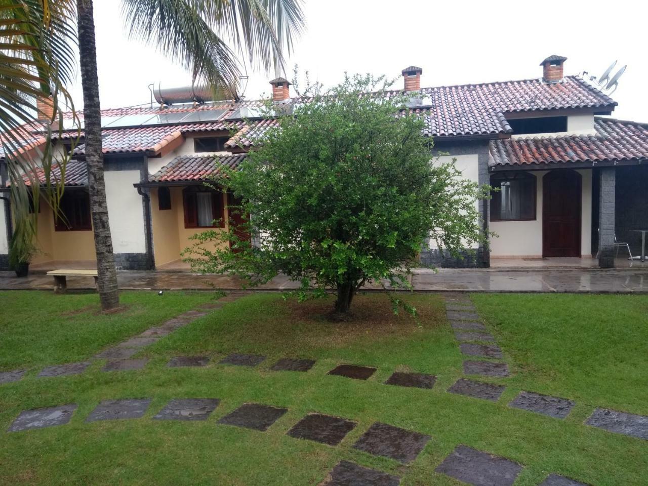 Pousada Nossa Senhora Penedo  Buitenkant foto A typical house in the city
